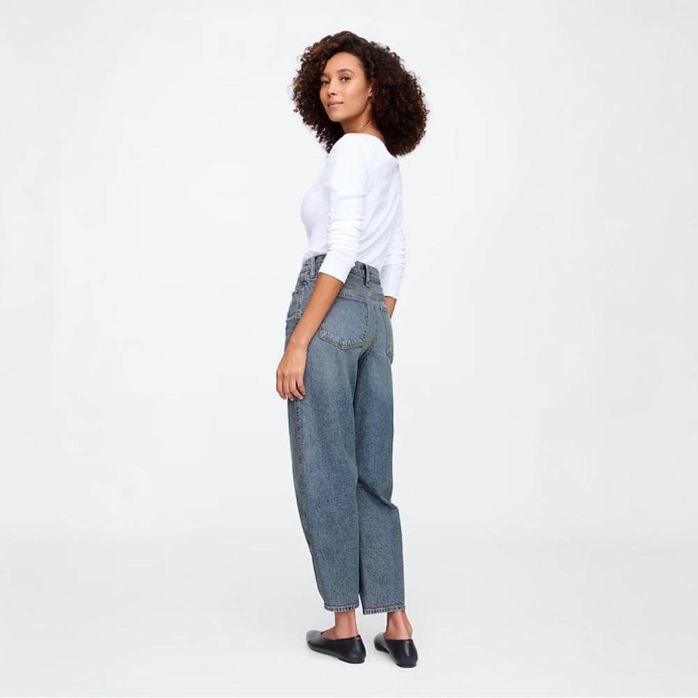 GAP High Rise Barrel Jeans NWT 28/6 Short - Picture 4 of 10